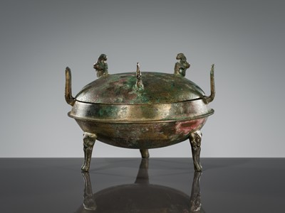 Lot 72 - A BRONZE TRIPOD FOOD VESSEL, DING, HAN DYNASTY