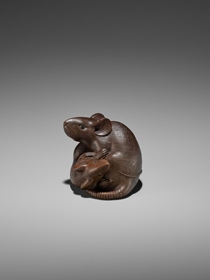 Lot 308 - GYOKUMIN: A SUPERB NAGOYA SCHOOL WOOD OKIMONO OF TWO RATS