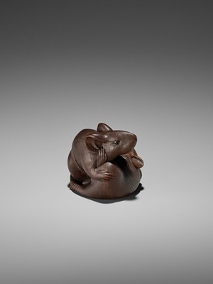 Lot 308 - GYOKUMIN: A SUPERB NAGOYA SCHOOL WOOD OKIMONO OF TWO RATS