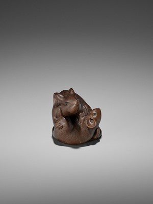 Lot 308 - GYOKUMIN: A SUPERB NAGOYA SCHOOL WOOD OKIMONO OF TWO RATS
