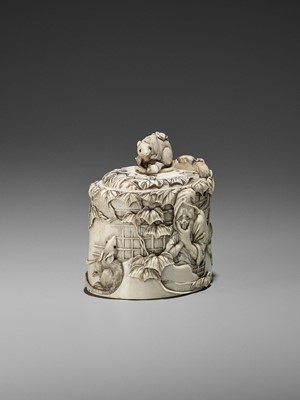 Lot 25 - GYOKUSAI: AN IVORY TUSK BOX AND COVER WITH DARUMA AND RATS