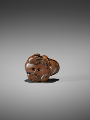 Lot 33 - AN EARLY WOOD NETSUKE OF A TOAD