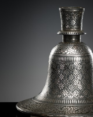 Lot 641 - A SILVER-INLAID BIDRI HOOKAH BASE, 18TH CENTURY