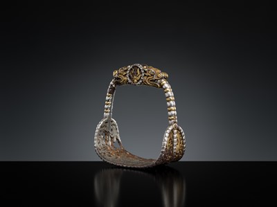 Lot 281 - A PARCEL-GILT AND SILVERED IRON STIRRUP, YOB CHA, 15TH-18TH CENTURY