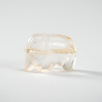 Lot 1102 - A SMALL PYU ROCK CRYSTAL ‘ELEPHANT’ TALISMAN, 200-1000 CE