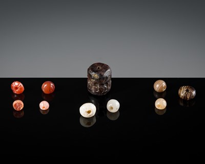 Lot 628 - A GROUP OF TEN ANCIENT WESTERN ASIATIC SEALS AND BEADS, 2ND-1ST MILLENNIUM BC