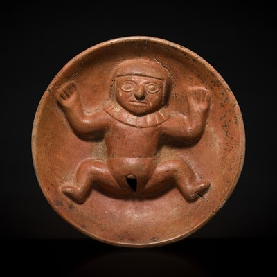 Lot 144 - A RARE CERAMIC BOWL SCULPTED WITH A NUDE FEMALE FIGURE, MOCHE CULTURE, 1ST CENTURY BC TO 6TH CENTURY AD