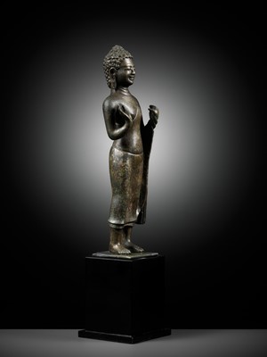 Lot 362 - A BRONZE FIGURE OF BUDDHA, MON-DVARAVATI PERIOD