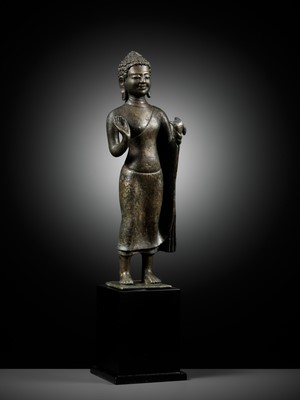 Lot 362 - A BRONZE FIGURE OF BUDDHA, MON-DVARAVATI PERIOD