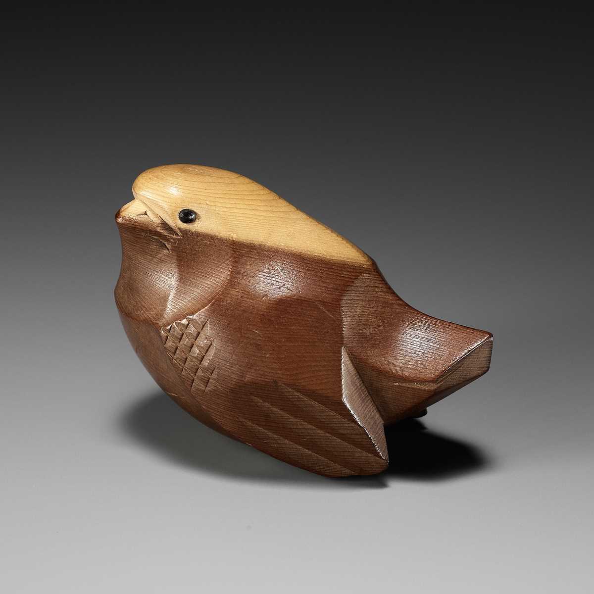 Lot 280 - SUKENAO: A CHARMING HIDA SCHOOL ITTOBORI YEW WOOD NETSUKE OF A CHIDORI (PLOVER)