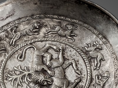 Lot 322 - A SILVER REPOUSSÉ ‘HUNTING’ PLATE, CENTRAL ASIA, 1ST MILLENNIUM AD