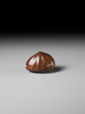 Lot 88 - MINKO: A WOOD NETSUKE OF A CHESTNUT WITH A MOVEABLE MAGGOT