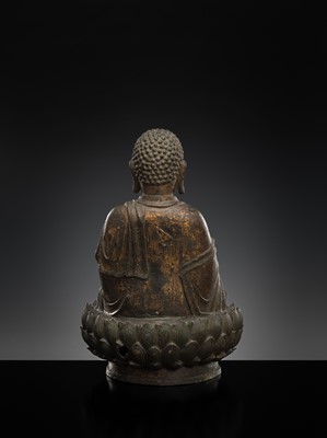 Lot 315 - A BRONZE FIGURE OF BUDDHA BHAISAJYAGURU, MING DYNASTY