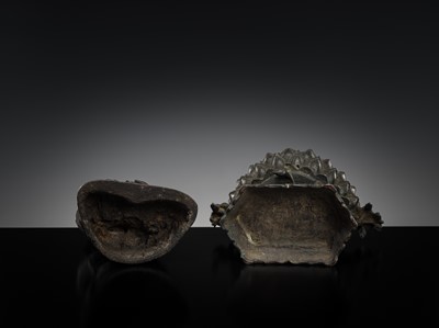 Lot 316 - A BRONZE FIGURE OF BUDDHA SHAKYAMUNI, MING DYNASTY