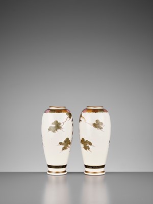 Lot 122 - CHOSHUZAN: A FINE PAIR OF SATSUMA VASES WITH HAWK AND PINE TREE