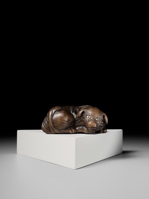 Lot 141 - A RARE WOOD NETSUKE OF A JAKONEKO (MUSK CAT)