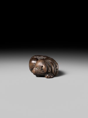 Lot 141 - A RARE WOOD NETSUKE OF A JAKONEKO (MUSK CAT)