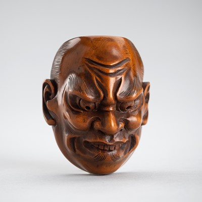 Lot 481 - A WOOD ‘DOUBLE MASK’ NETSUKE OF A MAN