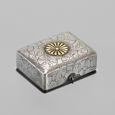 Lot 157 - MITSUKOSHI: A RARE STERLING SILVER KONPEITO BONBONNIÈRE BEARING THE IMPERIAL KIKUMON