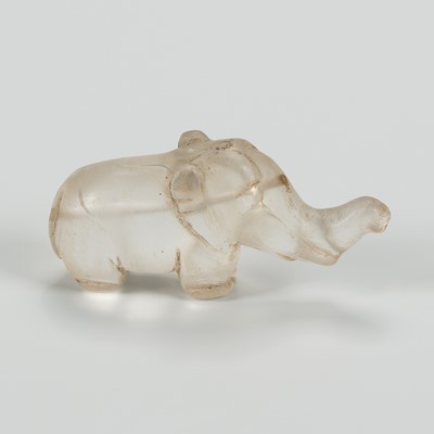 Lot 1093 - A PYU ROCK CRYSTAL ‘ELEPHANT’ TALISMAN, 200-100 CE