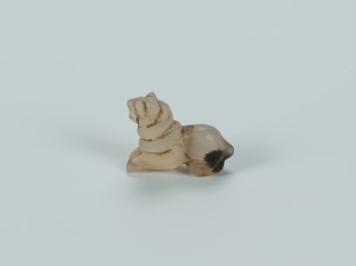 Lot 1393 - A BACTRIAN AGATE AMULET OF A LION, c. 2500 YEARS OLD
