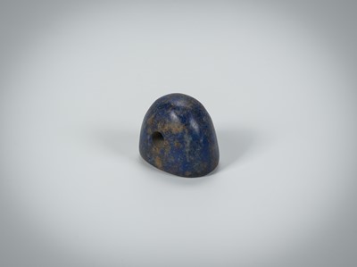 Lot 1343 - A BACTRIAN LAPIS LAZULI INTAGLIO SEAL WITH A PORTRAIT, c. 2ND CENTURY BC