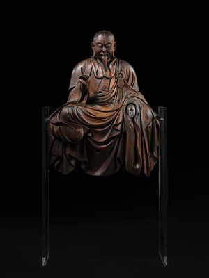 Lot 161 - A LARGE WOOD FIGURE OF A FUDAISHI, C. 1700