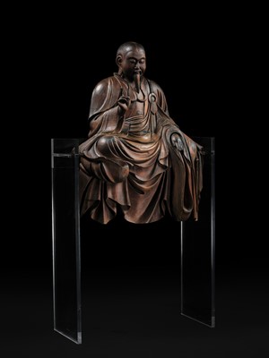 Lot 161 - A LARGE WOOD FIGURE OF A FUDAISHI, C. 1700