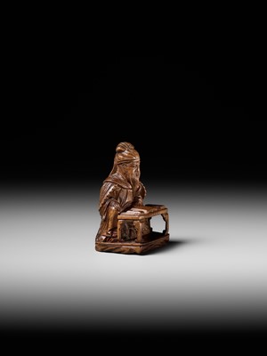 Lot 209 - GYOKURINTEI: A WOOD NETSUKE OF KOMEI