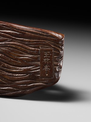 Lot 209 - GYOKURINTEI: A WOOD NETSUKE OF KOMEI