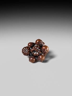 Lot 158 - A FINE WOOD NETSUKE OF A GROUP OF NASUBI AND TONASU