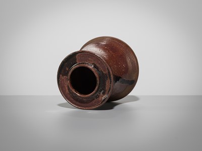 Lot 179 - A TAKATORI BROWN-GLAZED CHAIRE (TEA CADDY)