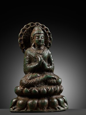 Lot 608 - A SILVER-INLAID BRONZE FIGURE OF BUDDHA, SWAT VALLEY, 7TH-8TH CENTURY