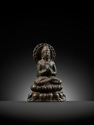 Lot 608 - A SILVER-INLAID BRONZE FIGURE OF BUDDHA, SWAT VALLEY, 7TH-8TH CENTURY