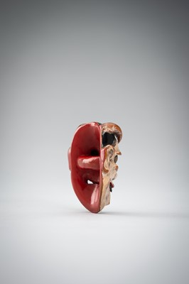 Lot 478 - A WOOD MASK NETSUKE OF HANNYA