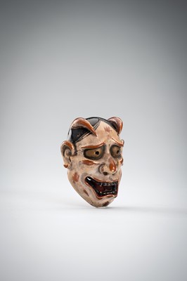 Lot 478 - A WOOD MASK NETSUKE OF HANNYA