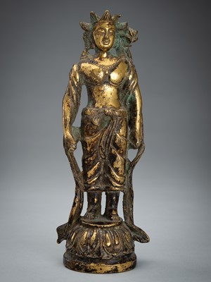 Lot 1545 - A GILT BRONZE FIGURE OF AVALOKITESVARA, TANG STYLE