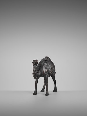 Lot 18 - GENRYUSAI SEIYA: A RARE PATINATED BRONZE OKIMONO OF A BACTRIAN CAMEL