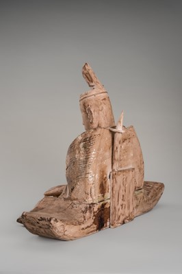 Lot 90 - A FINE WOOD FIGURE OF A SEATED TENJIN