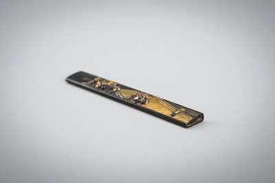 Lot 246 - A FINE SHIBUICHI KOZUKA WITH DUELING SAMURAI