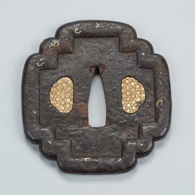 Lot 1481 - AN IRON TSUBA WITH GOLD INLAY