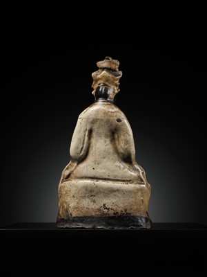 Lot 340 - A CIZHOU PAINTED FIGURE OF GUANYIN, JIN TO EARLY MING DYNASTY