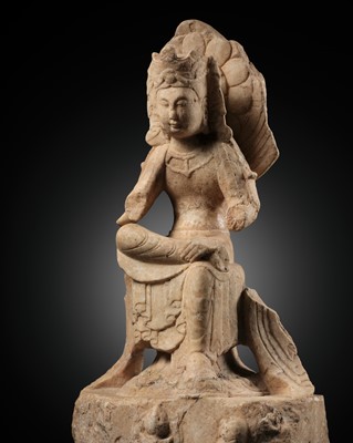 Lot 36 - A WHITE MARBLE FIGURE OF MAITREYA, NORTHERN QI DYNASTY