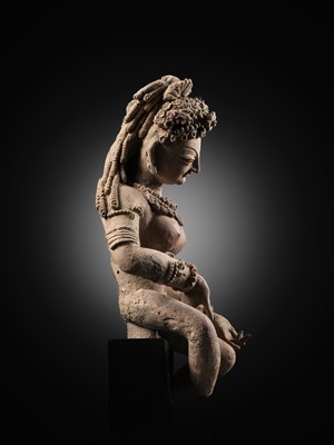 Lot 186 - A RARE TERRACOTTA FIGURE OF A FEMALE DEITY, ANCIENT REGION OF HUND