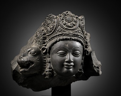 Lot 192 - AN IMPORTANT GRAY CHLORITE HEAD OF VAIKUNTHA VISHNU, KASHMIR, 8TH TO EARLY 9TH CENTURY