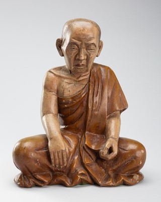 Lot 1176 - A LACQUERED WOOD FIGURE OF AN ELDERLY MONK