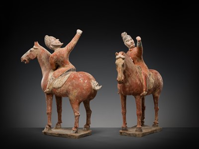 Lot 129 - A RARE PAIR OF FOREIGN EQUESTRIAN ARCHERS, PAINTED POTTERY, TANG DYNASTY