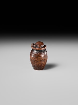 Lot 171 - ISSAI: A FINE NAGOYA SCHOOL WOOD NETSUKE OF A TAKOTSUBO, OCTOPUS POT