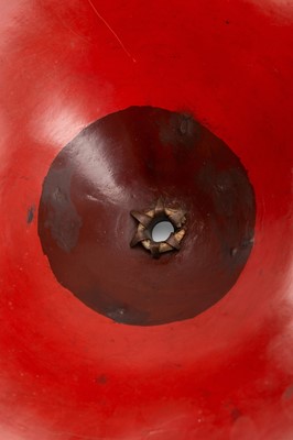 Lot 154 - A LACQUER JINGASA (WAR HAT) WITH THE KEN-MITSUBISHI MON