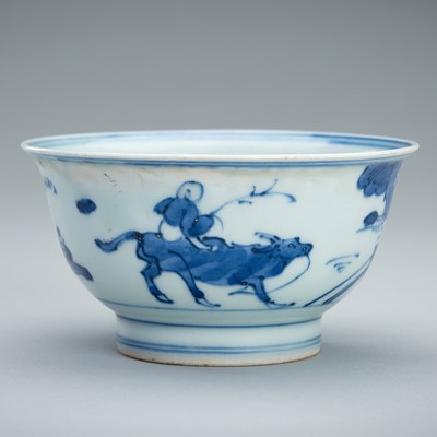 Lot 1956 - A BLUE AND WHITE PORCELAIN BOWL WITH FARMERS, YUTANG JIAQI MARK, SHUNZHI PERIOD